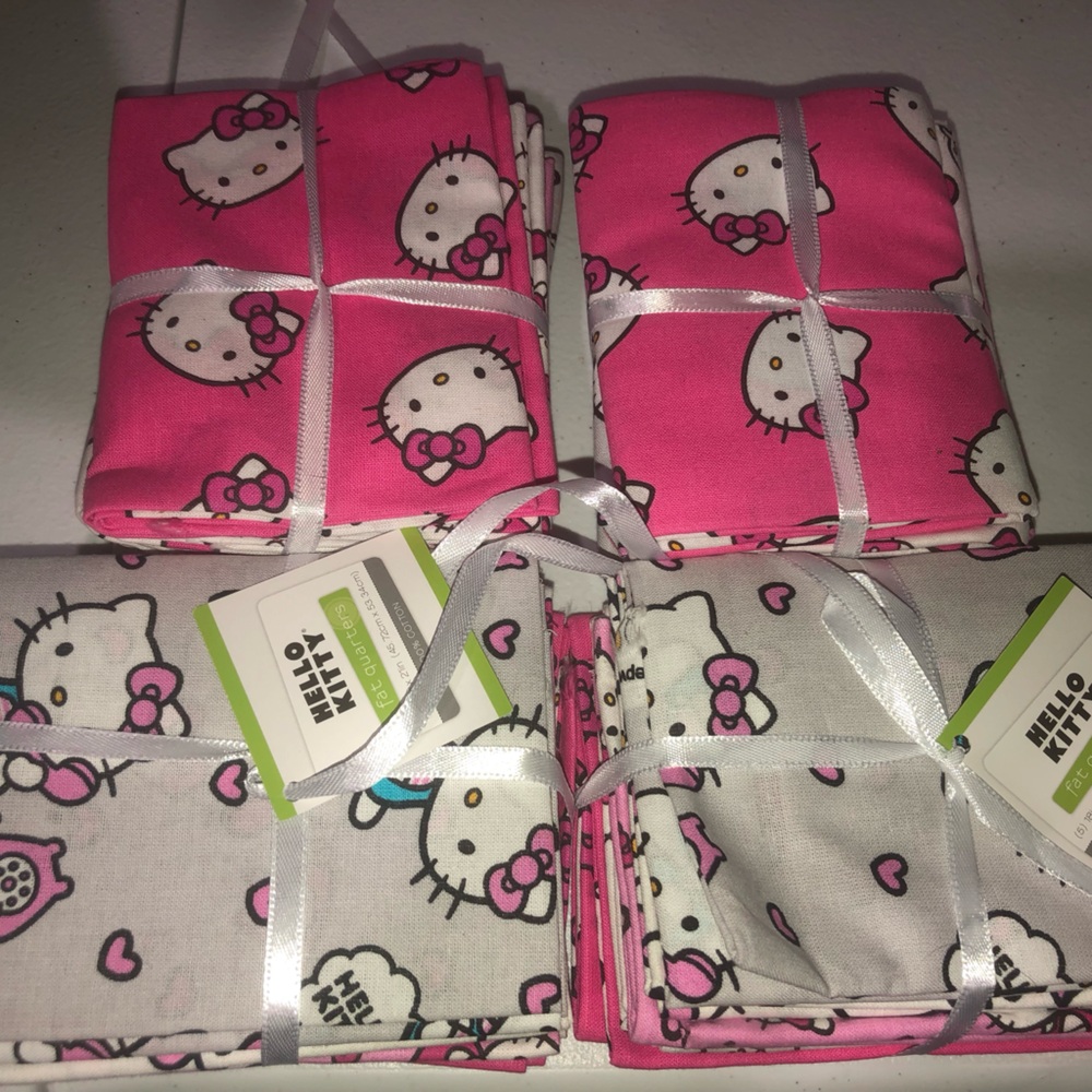 🧵 20 Hello Kitty  Fabric Fat Quarters Bundle